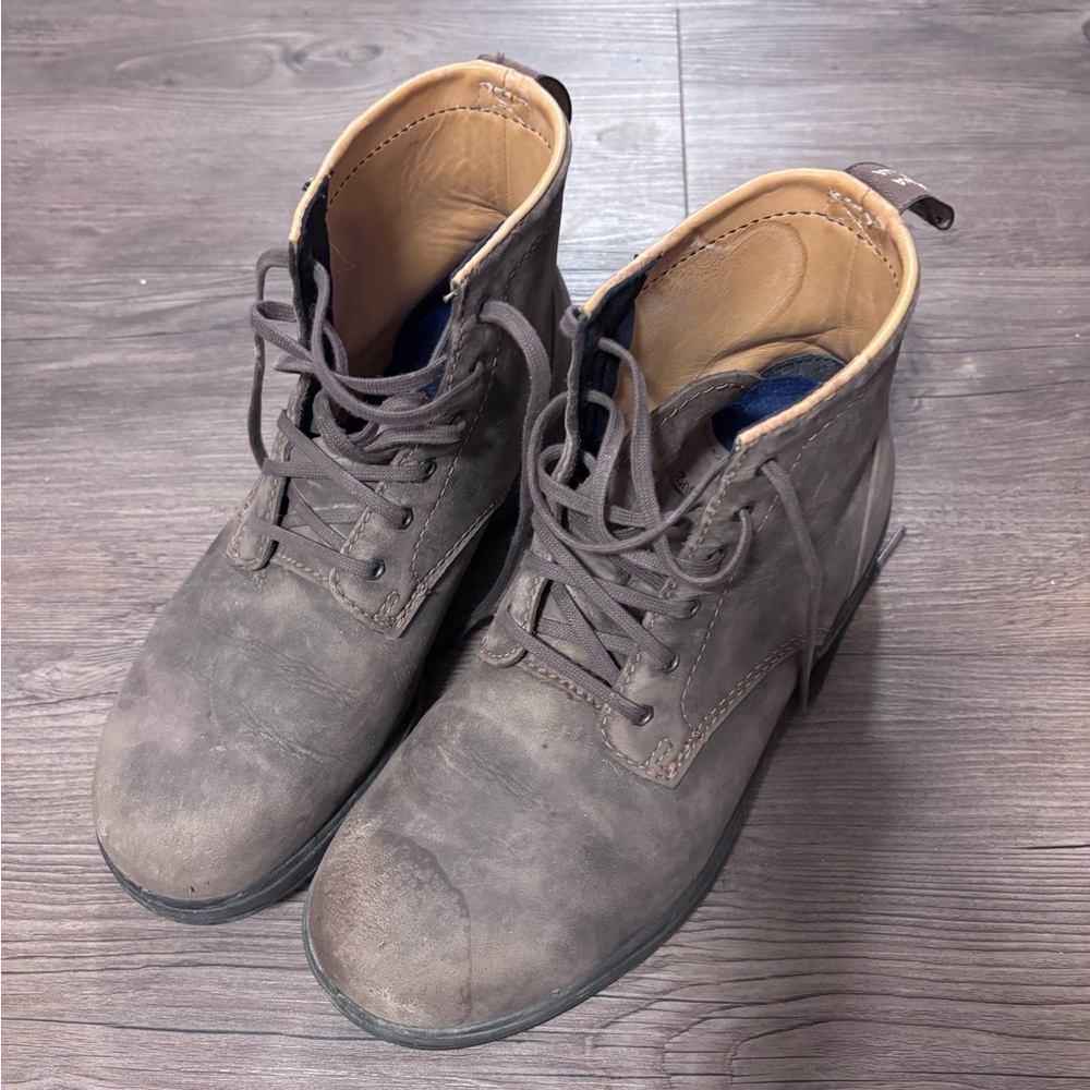 Lace up Blundstone Boots